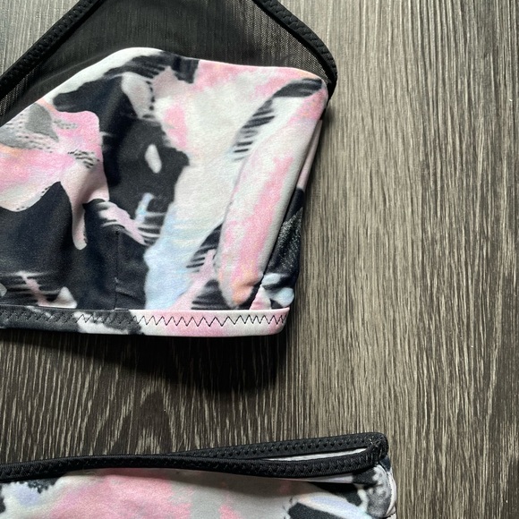 Rare Lululemon Surf to Sand Bikini Set - Picture 7 of 9